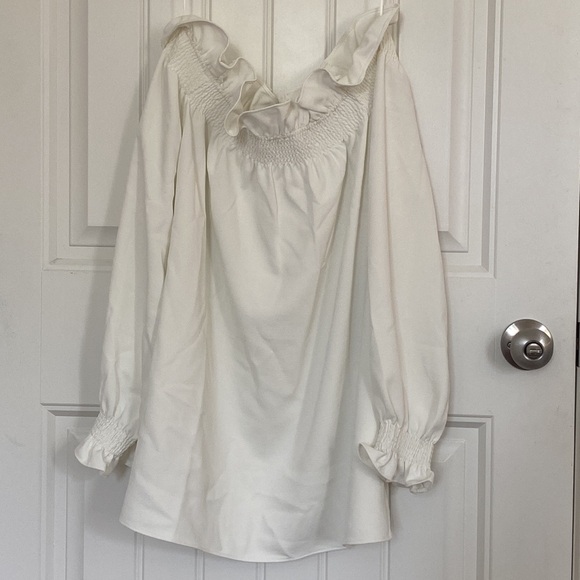 White off the shoulder marguerite blouse with ruffle - Picture 2 of 4